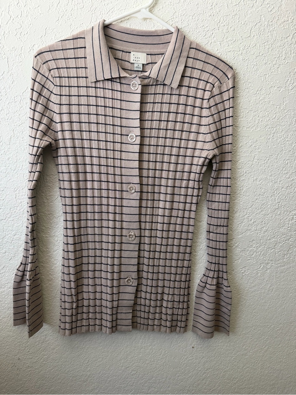 Women’s Beige Striped Button Up Top~ Size Small